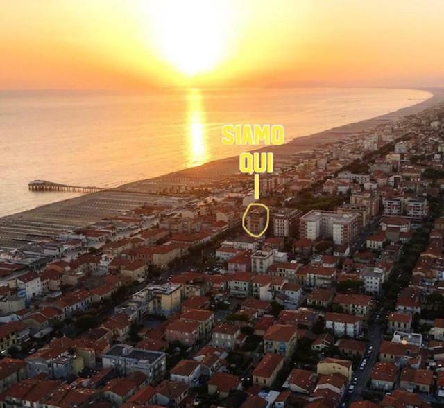 Appartamento Alex Vista Mare Lido di Camaiore Eksteriør bilde